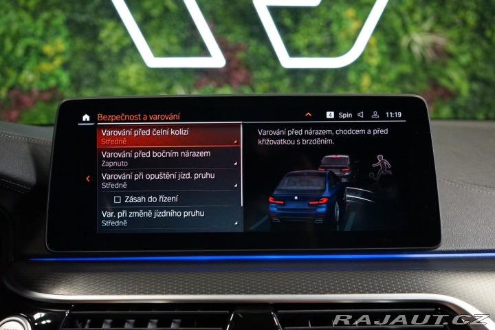 BMW 5 M550i*xDRIVE*TAŽ*360*H/K* 2022