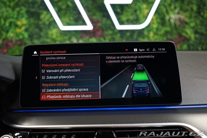 BMW 5 M550i*xDRIVE*TAŽ*360*H/K* 2022
