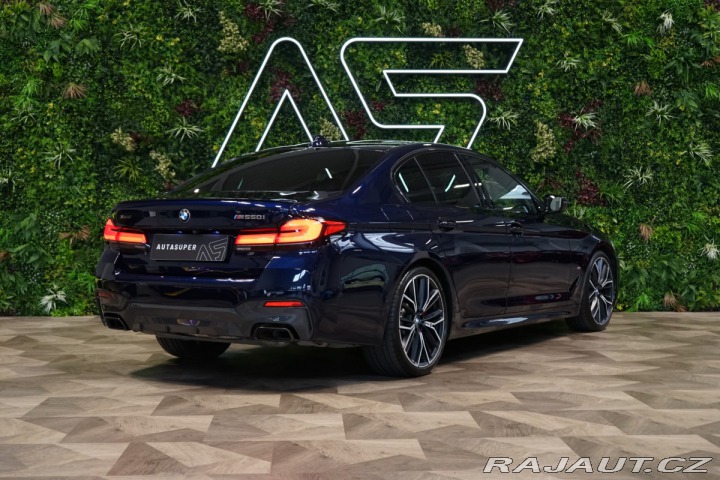 BMW 5 M550i*xDRIVE*TAŽ*360*H/K* 2022