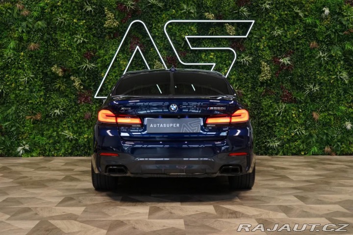BMW 5 M550i*xDRIVE*TAŽ*360*H/K* 2022