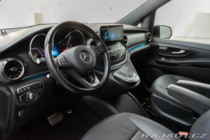 Mercedes-Benz V 300d 4x4*AIRMATIC*AMG*TAŽ 2021