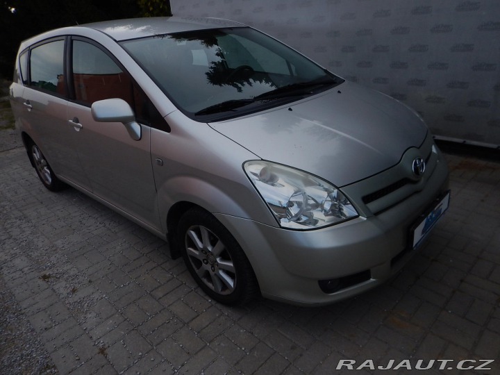 Toyota Corolla Verso 1.6 VVTi, KLIMA 2005