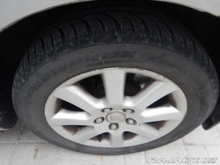 Toyota Corolla Verso 1.6 VVTi, KLIMA 2005