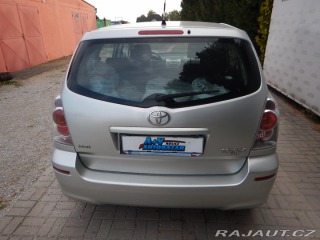 Toyota Corolla Verso 1.6 VVTi, KLIMA 2005