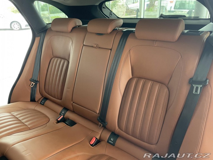 Jaguar F-Pace 30d AWD*221kW*Panor*REZER 2017