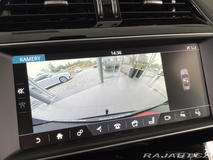 Jaguar F-Pace 30d AWD*221kW*Panor*REZER 2017