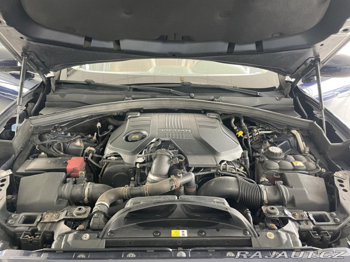 Jaguar F-Pace 30d AWD*221kW*Panorama*Ta 2017