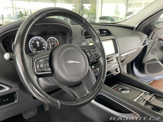 Jaguar F-Pace 30d AWD*221kW*Panorama*Ta 2017