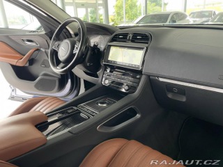Jaguar F-Pace 30d AWD*221kW*Panorama*Ta 2017