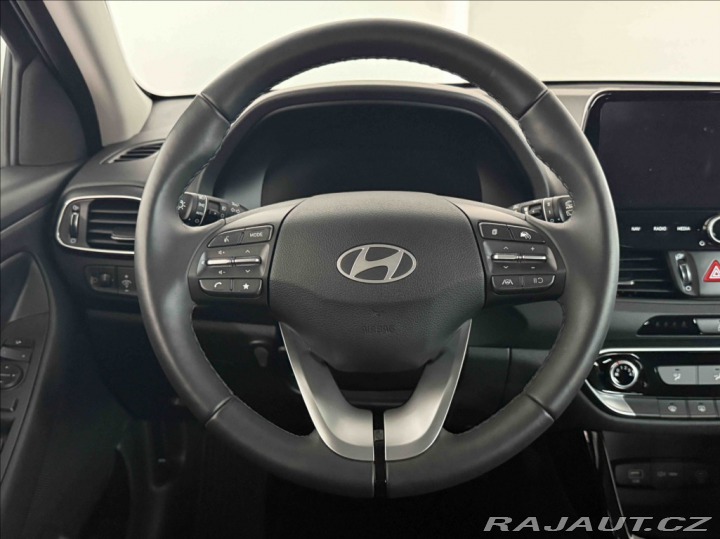 Hyundai i30 1,5 DPi Family 2024