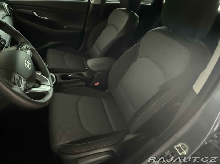 Hyundai i30 1,5 DPi Family 2024