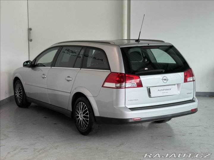 Opel Vectra 2,2 i AT combi EURO 4 Ser 2004