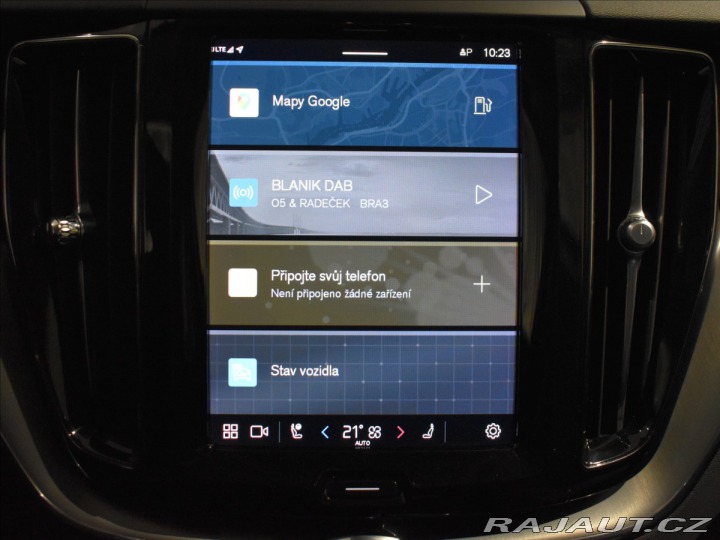 Volvo XC60 2,0 B4 AWD Core Bezklíč 2022