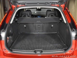 Volvo XC60 2,0 B4 AWD Core Bezklíč 2022