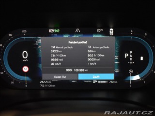 Volvo XC60 2,0 B4 AWD Core Bezklíč 2022