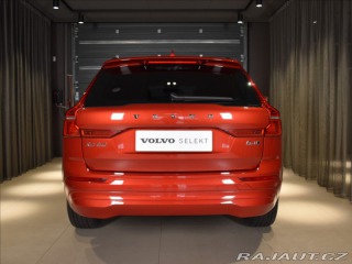 Volvo XC60 2,0 B4 AWD Core Bezklíč 2022