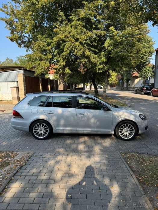 Volkswagen Golf 1,2   TSi 77kW 2012 Style