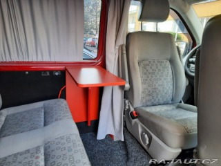 Volkswagen Transporter 1,9   T5 s přestavbou na 2005