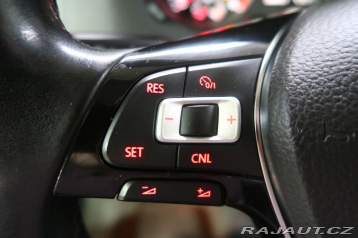Volkswagen Sharan 2.0TDi,135kW,Manuál 2015