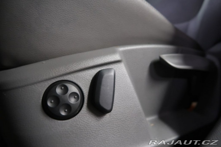 Volkswagen Sharan 2.0TDi,135kW,Manuál 2015