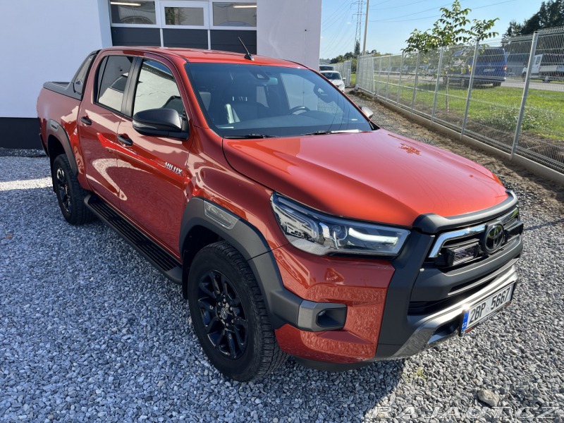 Toyota Hilux 2.8D-4D Sport 4x4