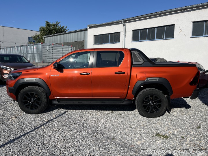 Toyota Hilux 2.8D-4D Sport 4x4 2023