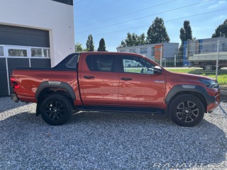 Toyota Hilux 2.8D-4D Sport 4x4 2023