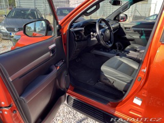 Toyota Hilux 2.8D-4D Sport 4x4 2023
