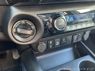 Toyota Hilux 2.8D-4D Sport 4x4 2023