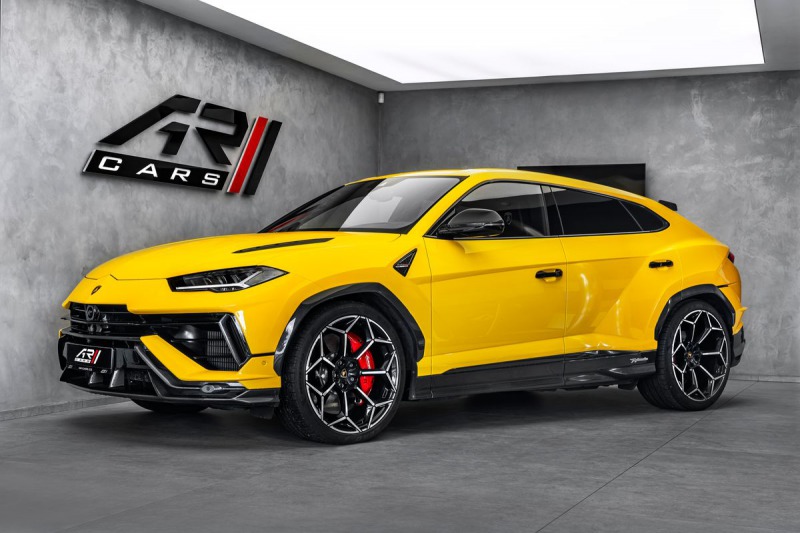 Lamborghini Urus Performante Akrapovič Ker