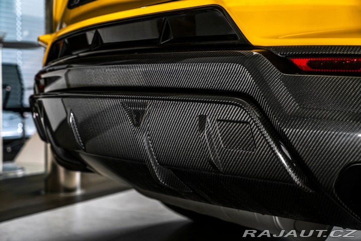 Lamborghini Urus Performante Akrapovič Ker 2024