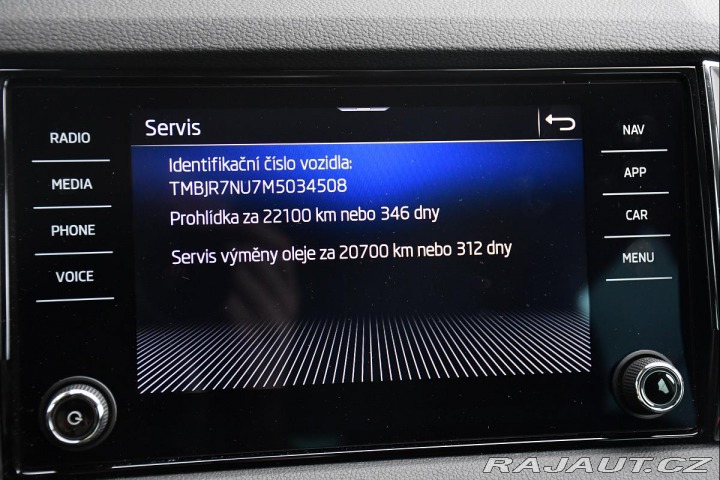 Škoda Karoq 1.5TSi STYLE 2xALU 2021
