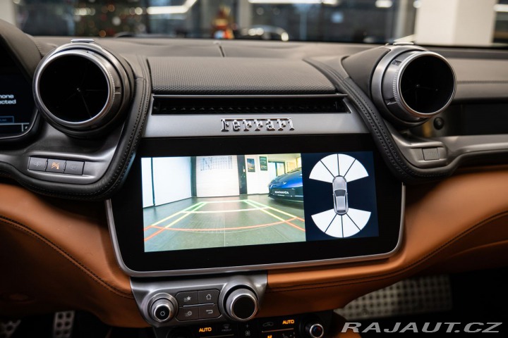 Ferrari Ostatní modely GTC4 Lusso 2017