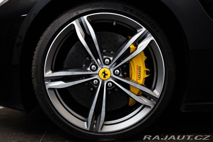 Ferrari Ostatní modely GTC4 Lusso 2017