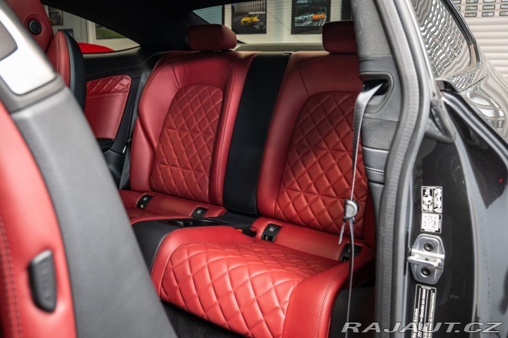 Mercedes-Benz C C 400 4MATIC Coupé 1800