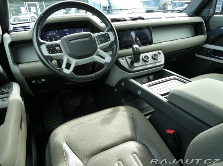 Land Rover Defender 2,0 D200 110 SE,1MAJ, ČR, 2020