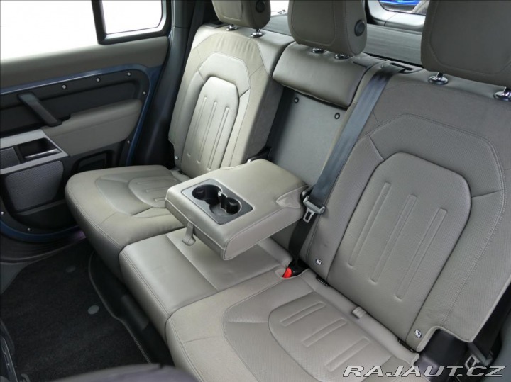 Land Rover Defender 2,0 D200 110 SE,1MAJ, ČR, 2020