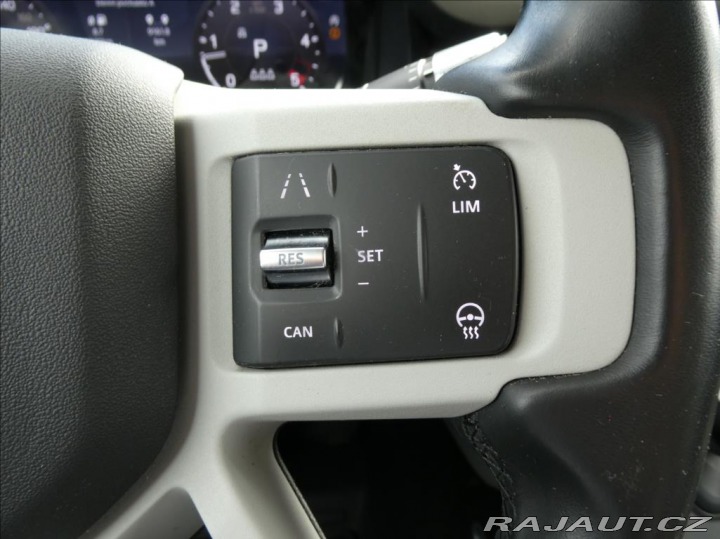 Land Rover Defender 2,0 D200 110 SE,1MAJ, ČR, 2020