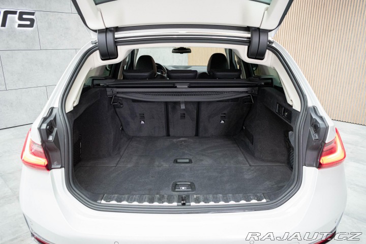 BMW 3 320d xD*REZERVACE* 2022