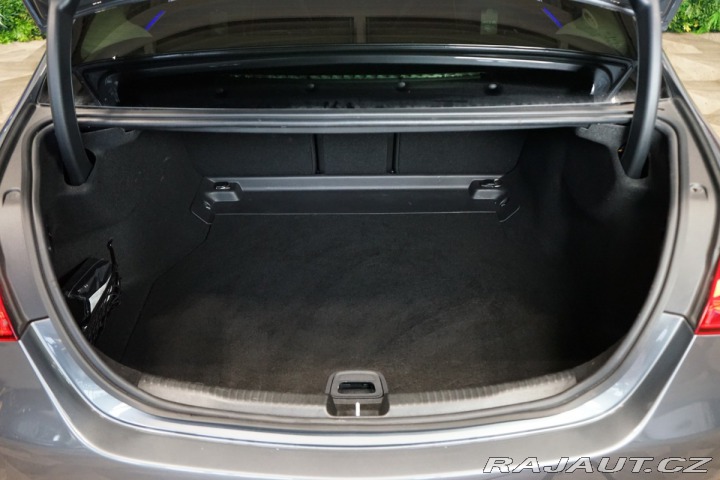 Mercedes-Benz C 220d*360*LED*ZÁRUKA*CZ 2024