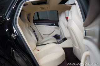 Porsche Panamera TURBO S*NIGHT*PANO*HUD*BU 2021