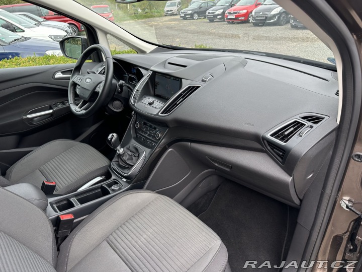 Ford C-MAX 1,5 16V 110kW TITANIUM 1. 2015