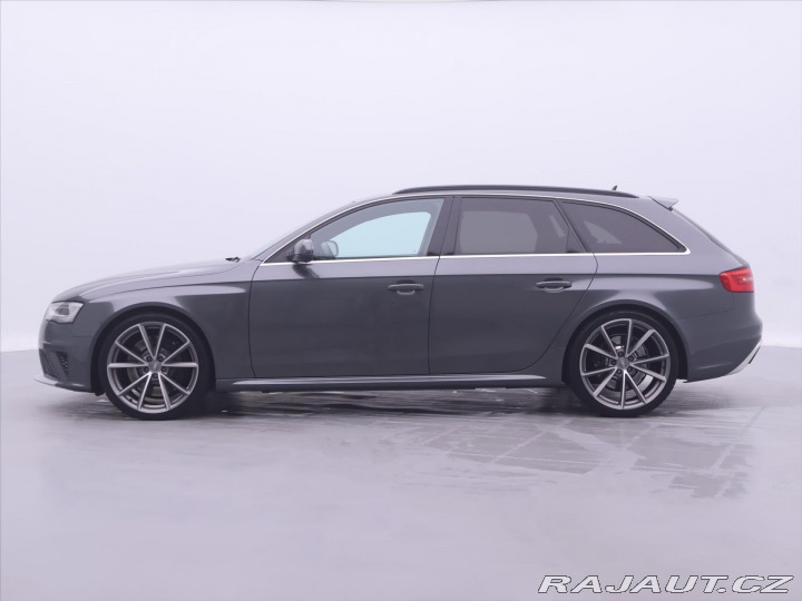 Audi RS4 4.2 FSI V8 331kW 1.Maj Se 2014