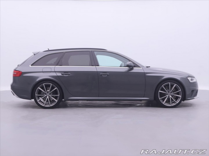 Audi RS4 4.2 FSI V8 331kW 1.Maj Se 2014