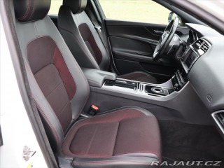 Jaguar XE 2,0 D 177kW R-Sport CZ 2017