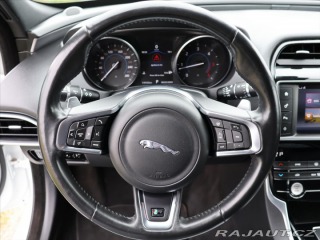Jaguar XE 2,0 D 177kW R-Sport CZ 2017