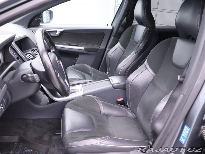Volvo XC60 2,4 D5 AWD R-Design Serv. 2016