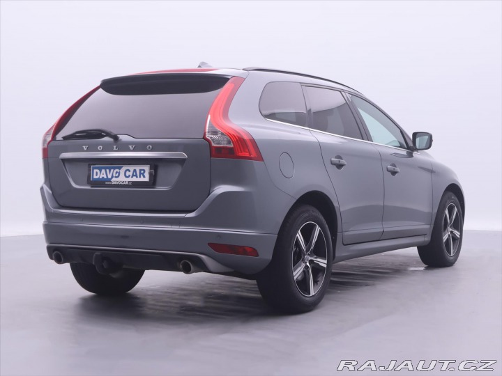 Volvo XC60 2,4 D5 AWD R-Design Serv. 2016