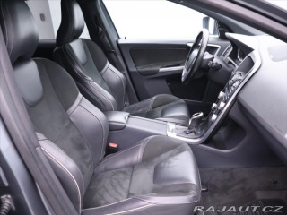 Volvo XC60 2,4 D5 AWD R-Design Serv. 2016