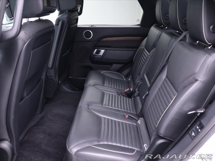 Land Rover Discovery 3,0 TDV6 190kW AWD 7-Míst 2017